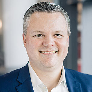 Dr. Ingo Busche